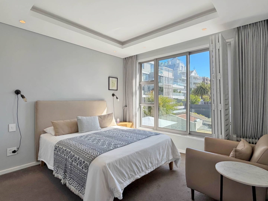 2 Bedroom Property for Sale in Green Point Western Cape